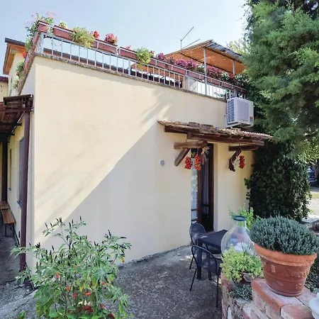 Apartamento Awesome In Ar Cortona