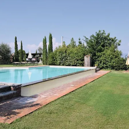Apartamento Awesome In Ar Cortona